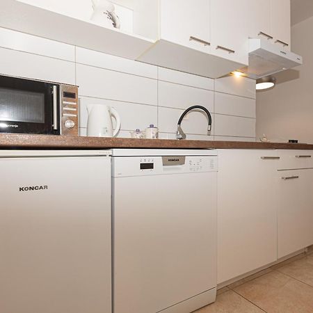 Apartments Lovric Vodice Exterior foto