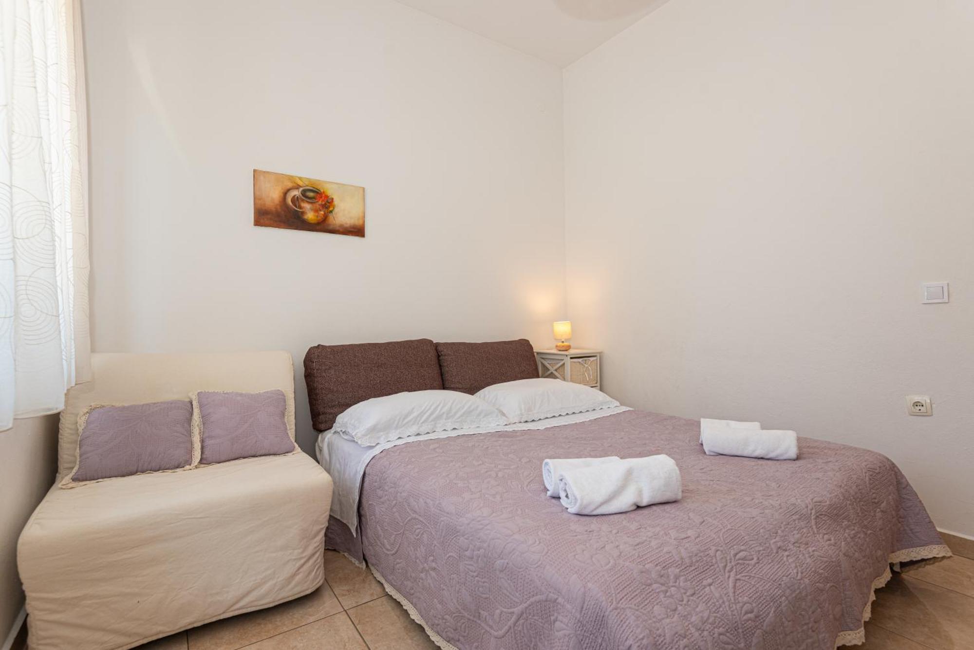 Apartments Lovric Vodice Exterior foto