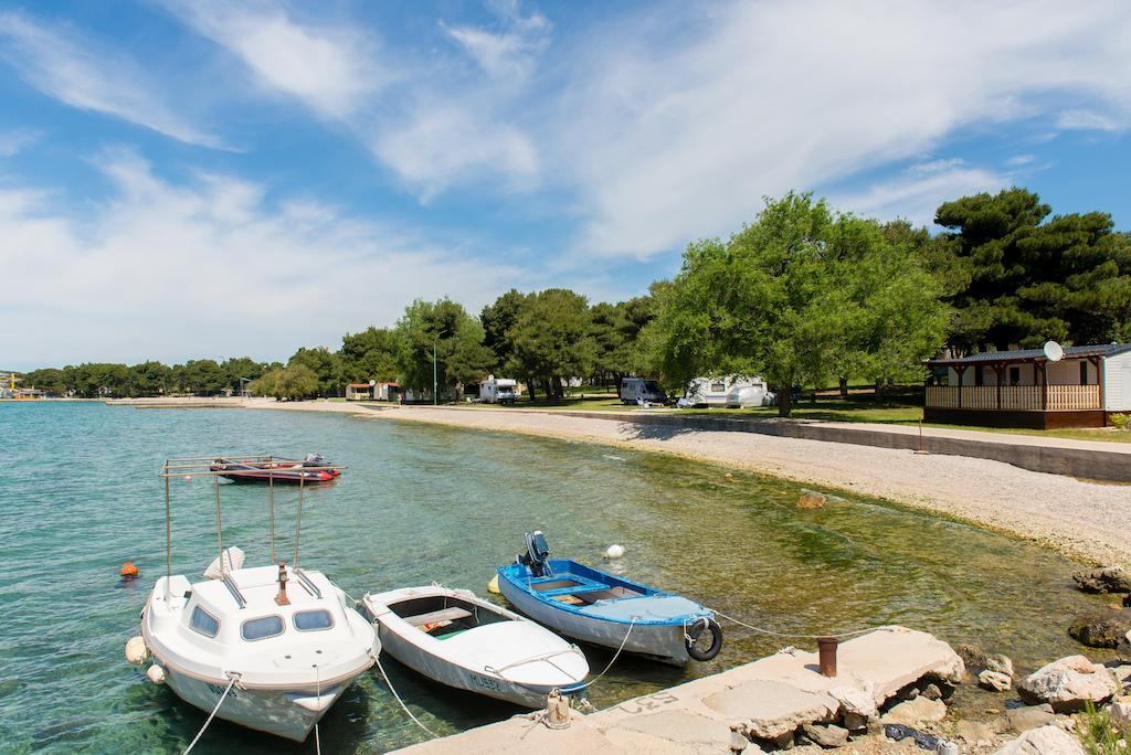 Apartments Lovric Vodice Exterior foto